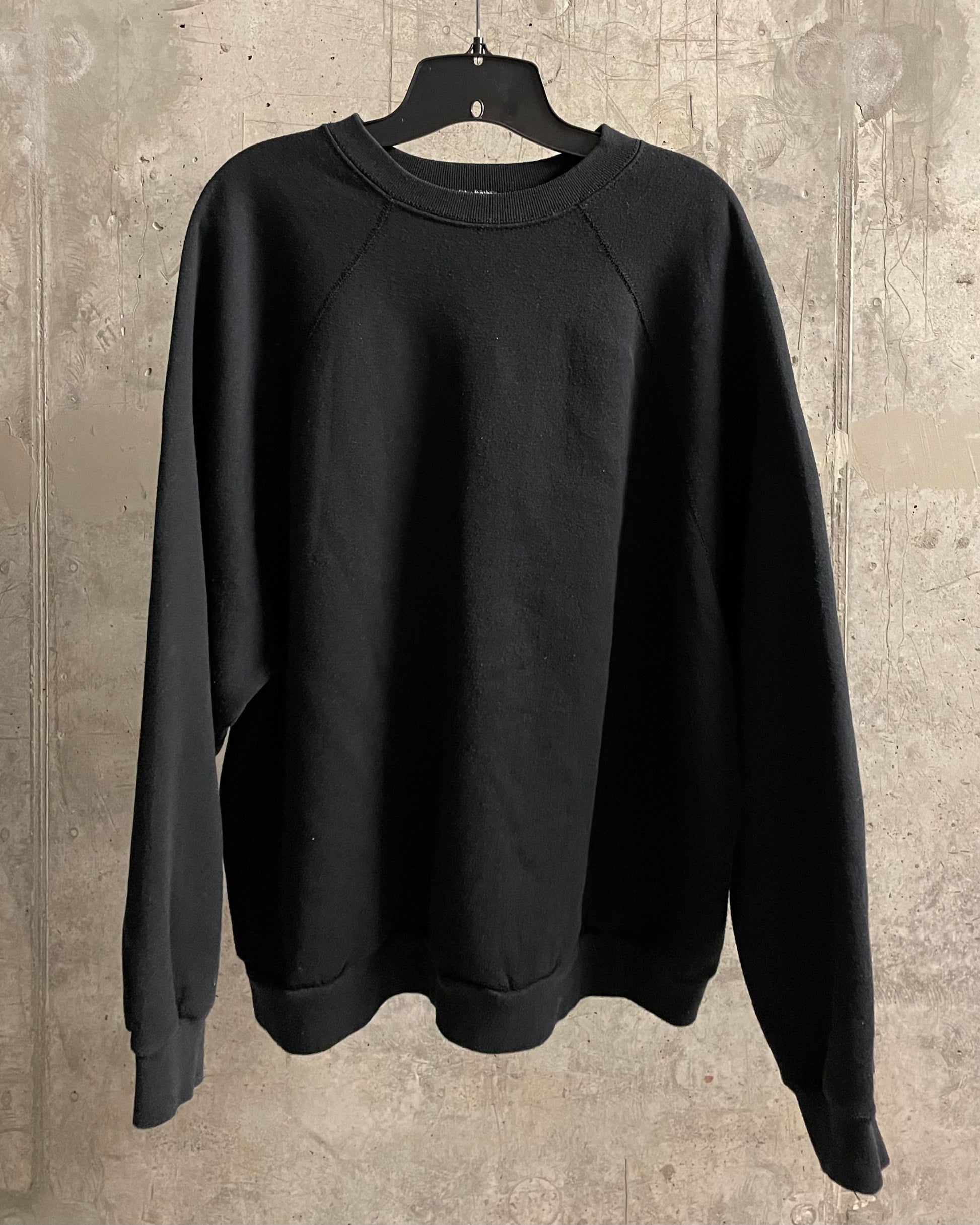 VINTAGE BLACK CREWNECK SWEATSHIRT - Sz 2XL