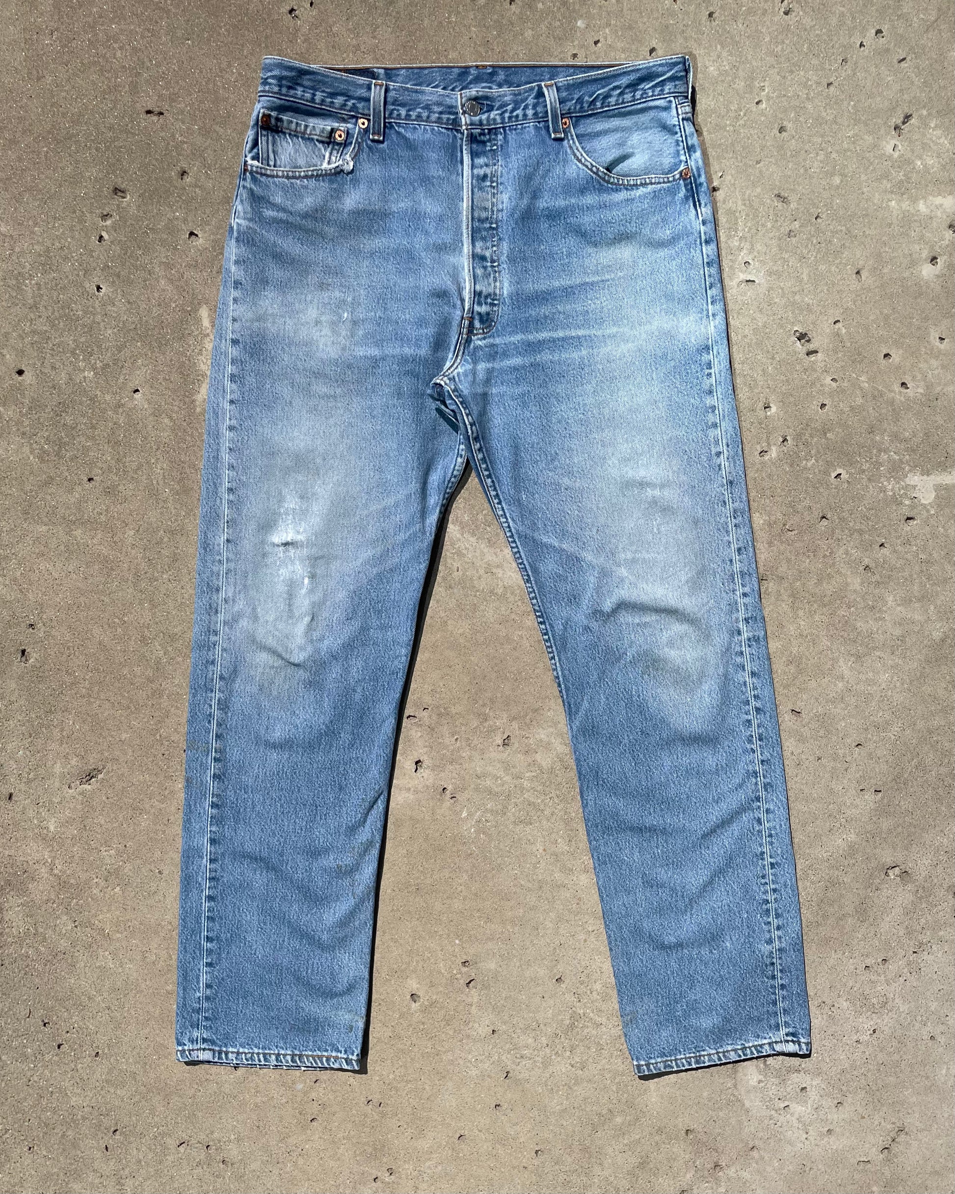 VINTAGE LEVI’S 501 DENIM - Sz 36x33