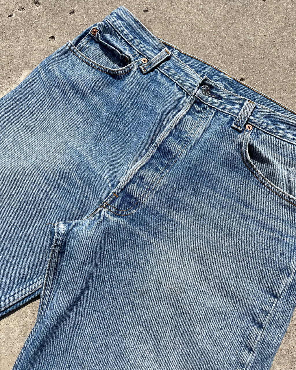 VINTAGE LEVI'S 501 DENIM - Sz 34x36