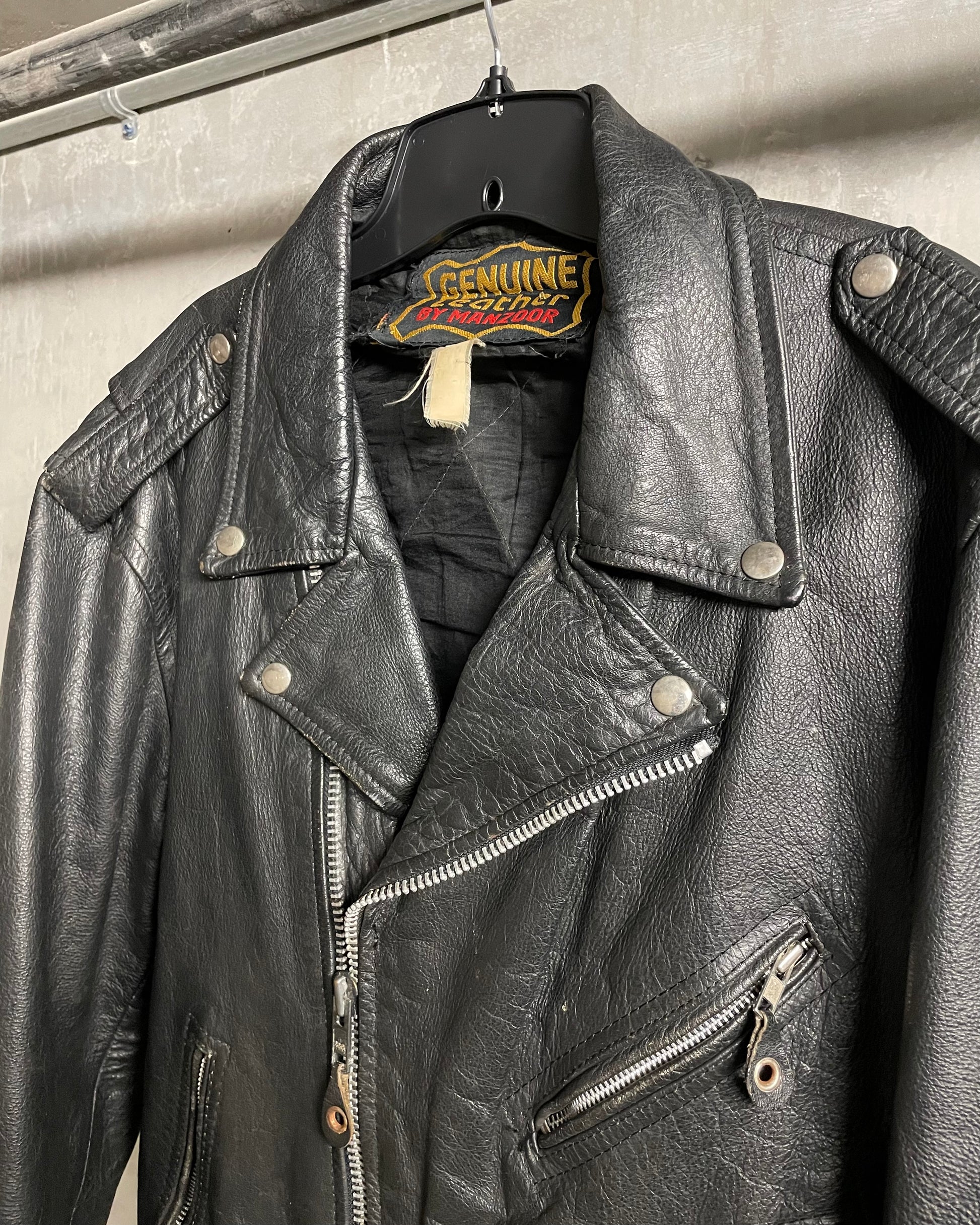 VINTAGE LEATHER BIKER JACKET - XL