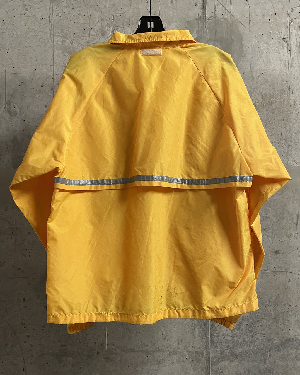 VINTAGE WINDBREAKER - L