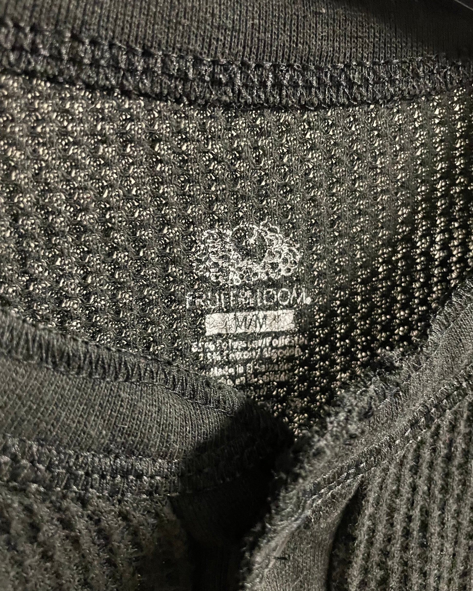BLACK HENLEY - Sz XS