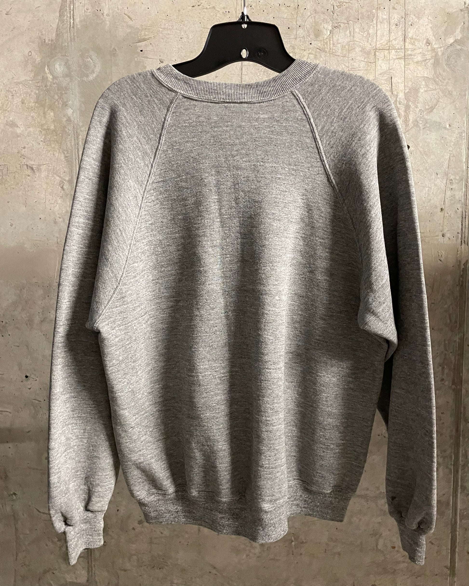 VINTAGE GREY CREWNECK SWEATSHIRT - Sz M