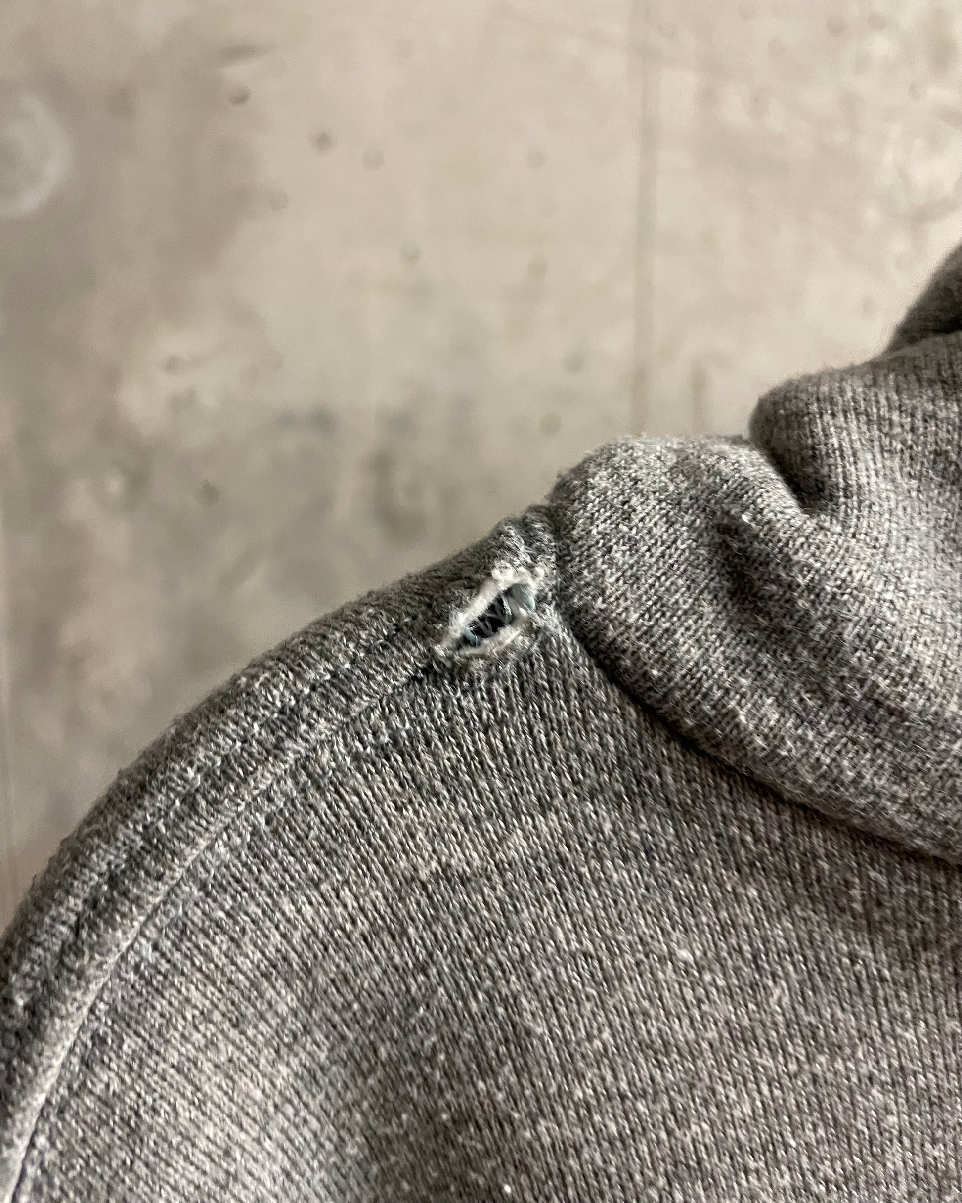 VINTAGE GREY HOODED SWEATSHIRT - Sz M