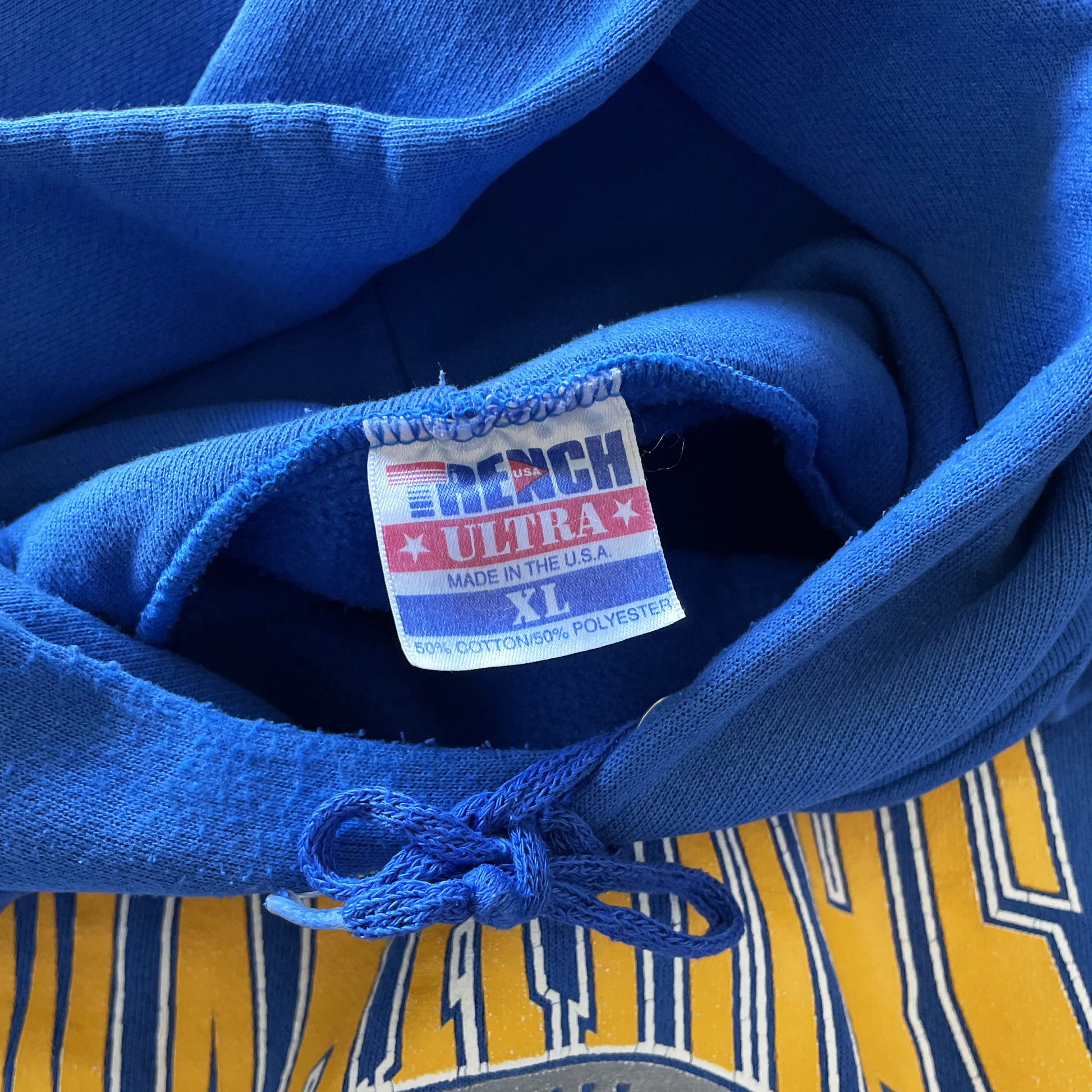 VINTAGE WARRIORS HOODED SWEATSHIRT - Sz L